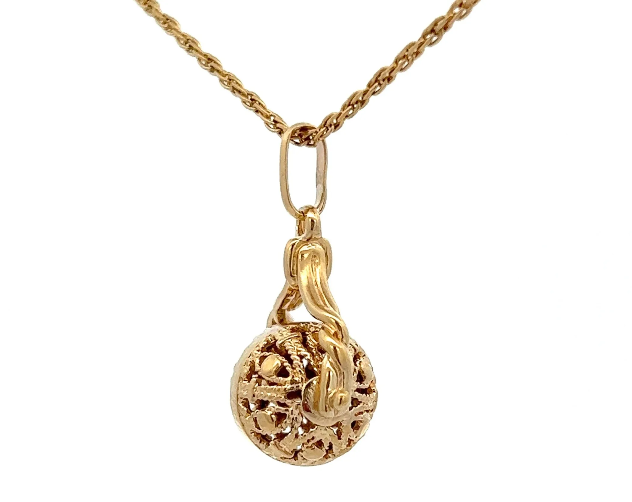 9ct Yellow Gold Filigree Spinner Pendant