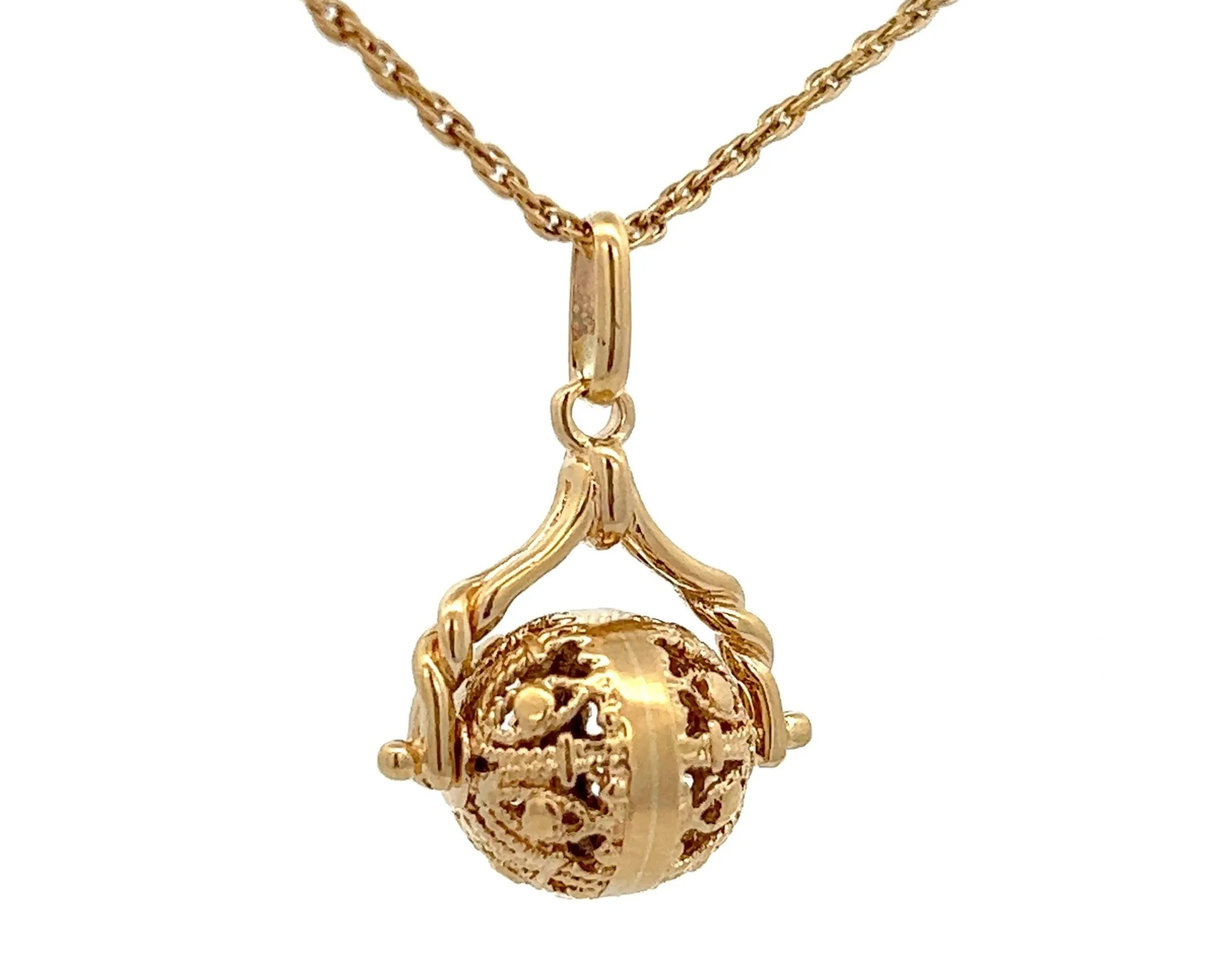 9ct Yellow Gold Filigree Spinner Pendant