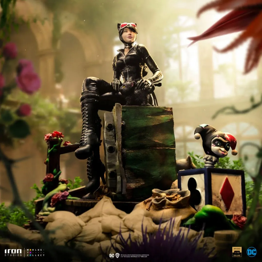 Catwoman (Gotham City Sirens) Deluxe Statue By Iron Studios