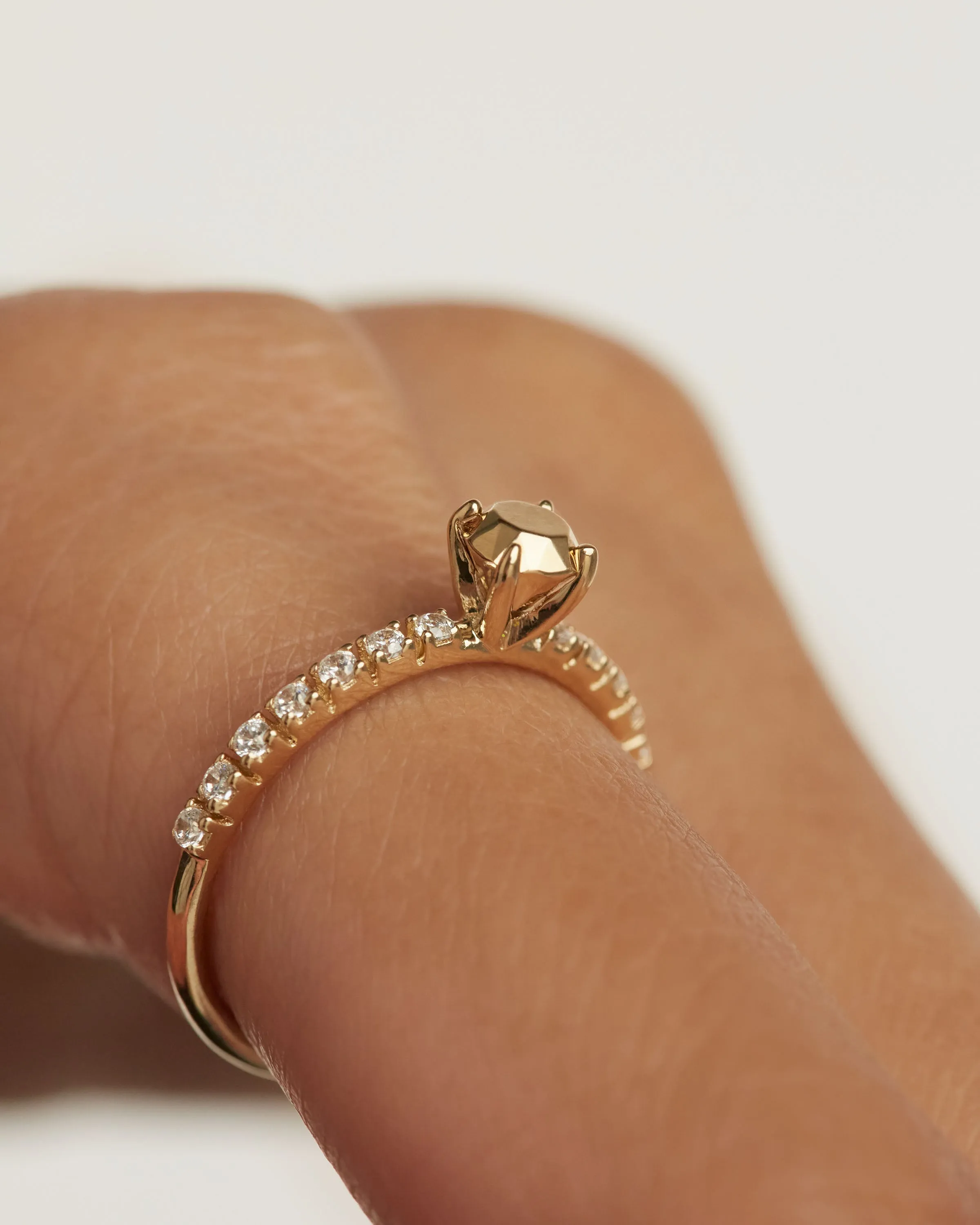 Extra Golden Gem Ring