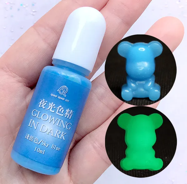 Glow in the Dark Pigment | UV Resin Dye | Epoxy Resin Colorant | Resin Colouring | Resin Art Supplies (Sky Blue / 10ml)