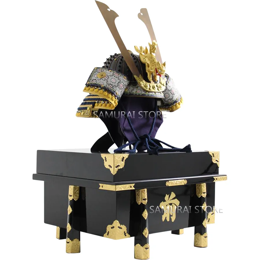 H006 Shishi Hoshi Kabuto helmet