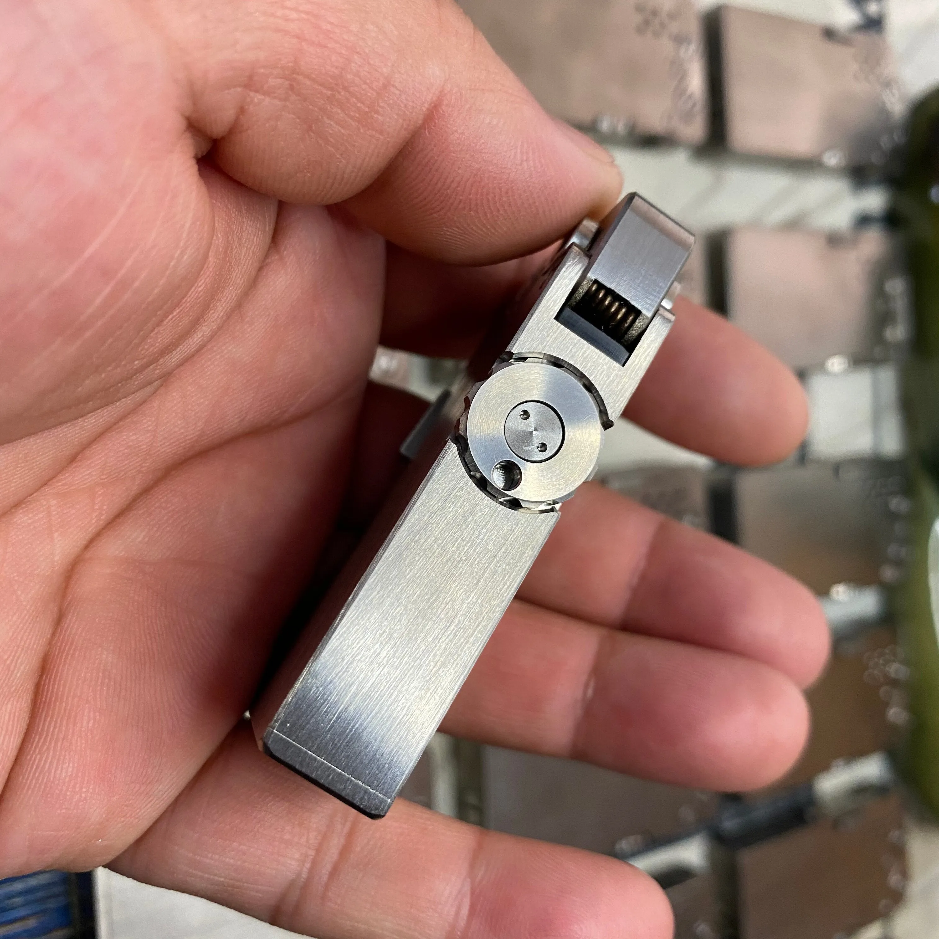 Handmade Mechanical Titanium Automatic Lighter