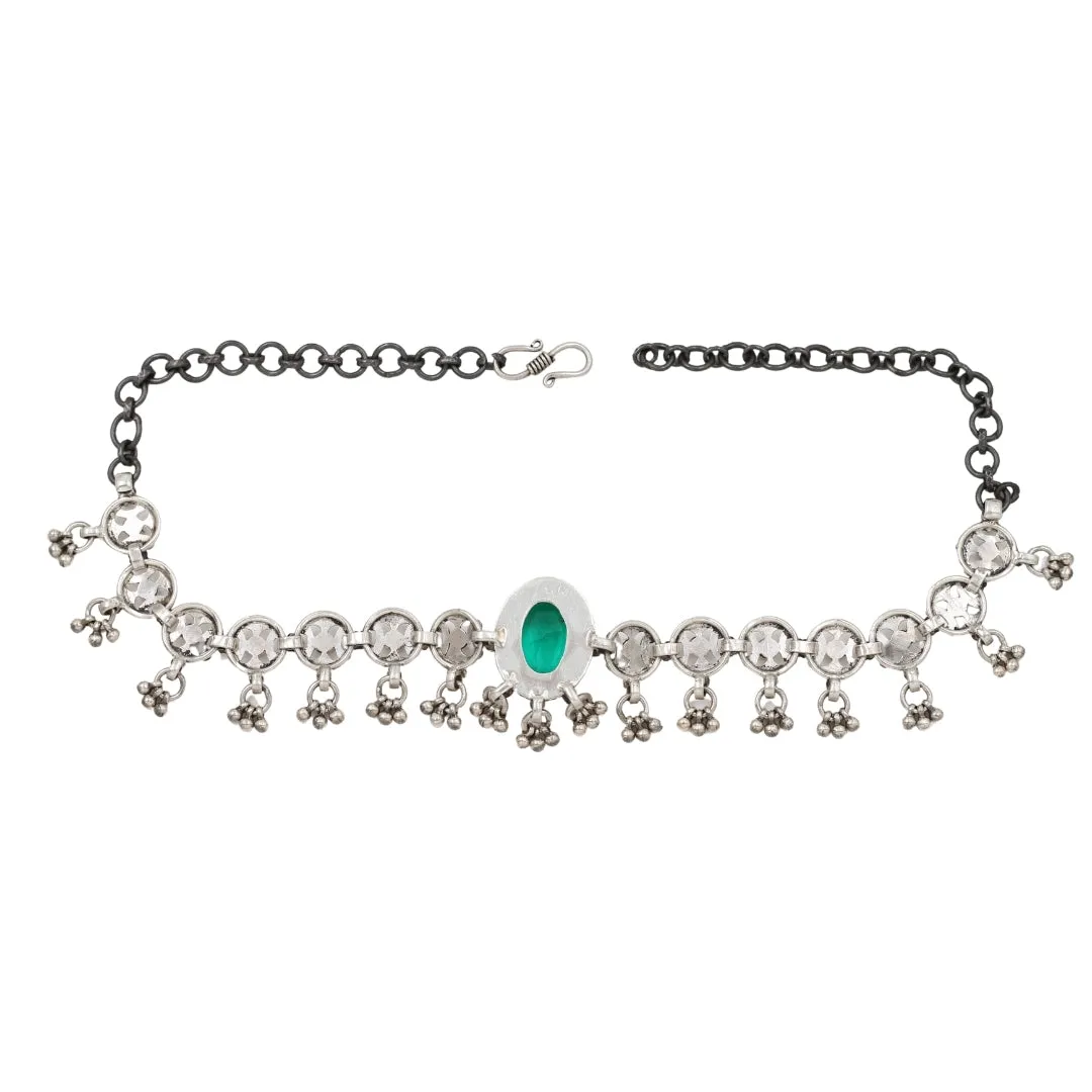 Majestic Glow: Sangeeta Boochra’s Silver Necklace with Emerald Accents