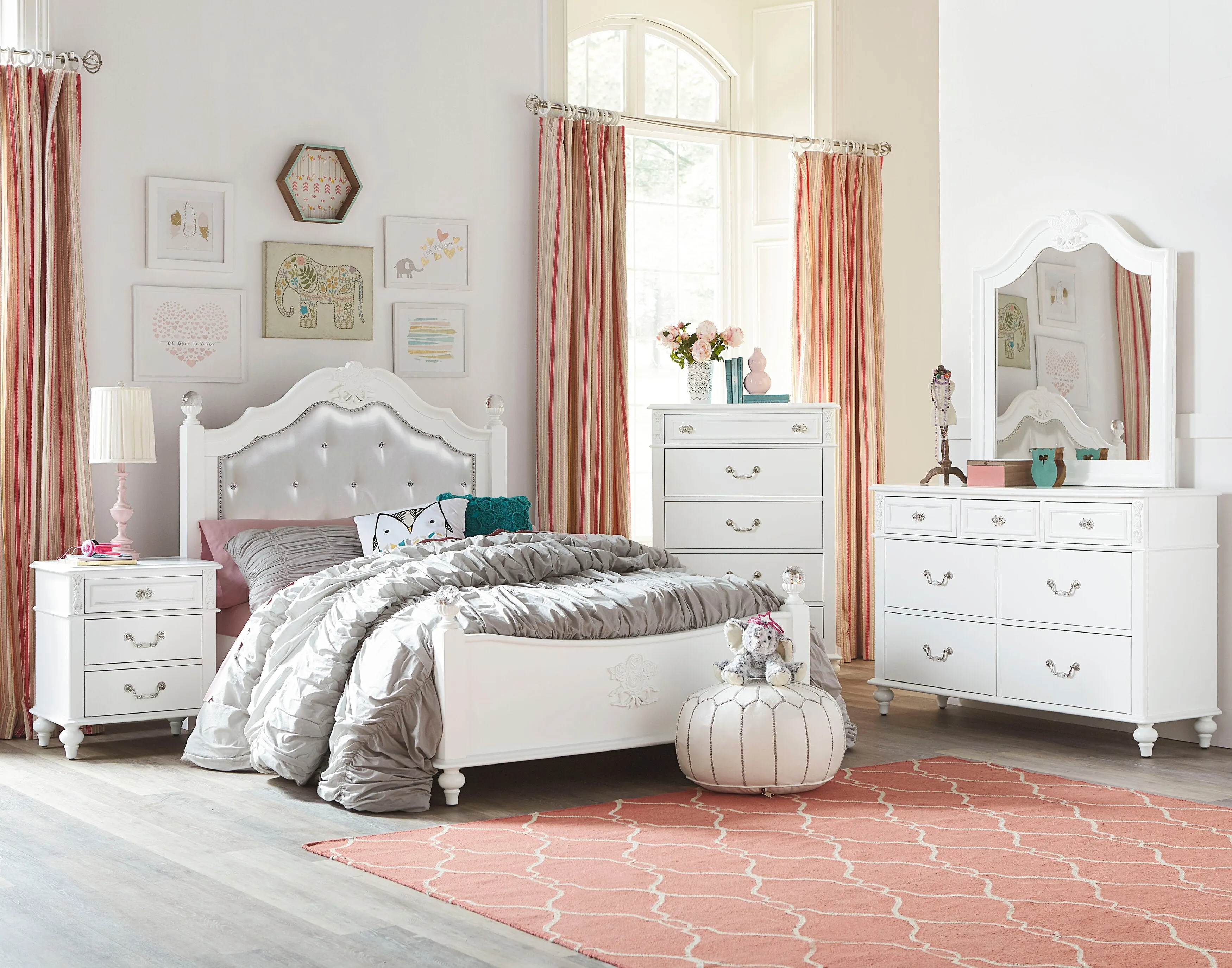 Miles 5-Piece Full Bedroom Set