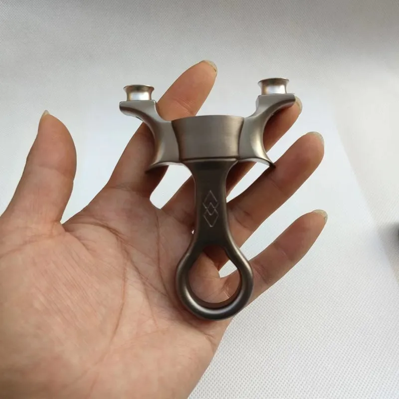 Mini  Detachable  Tie  Free  Titanium  Alloy  Slingshot